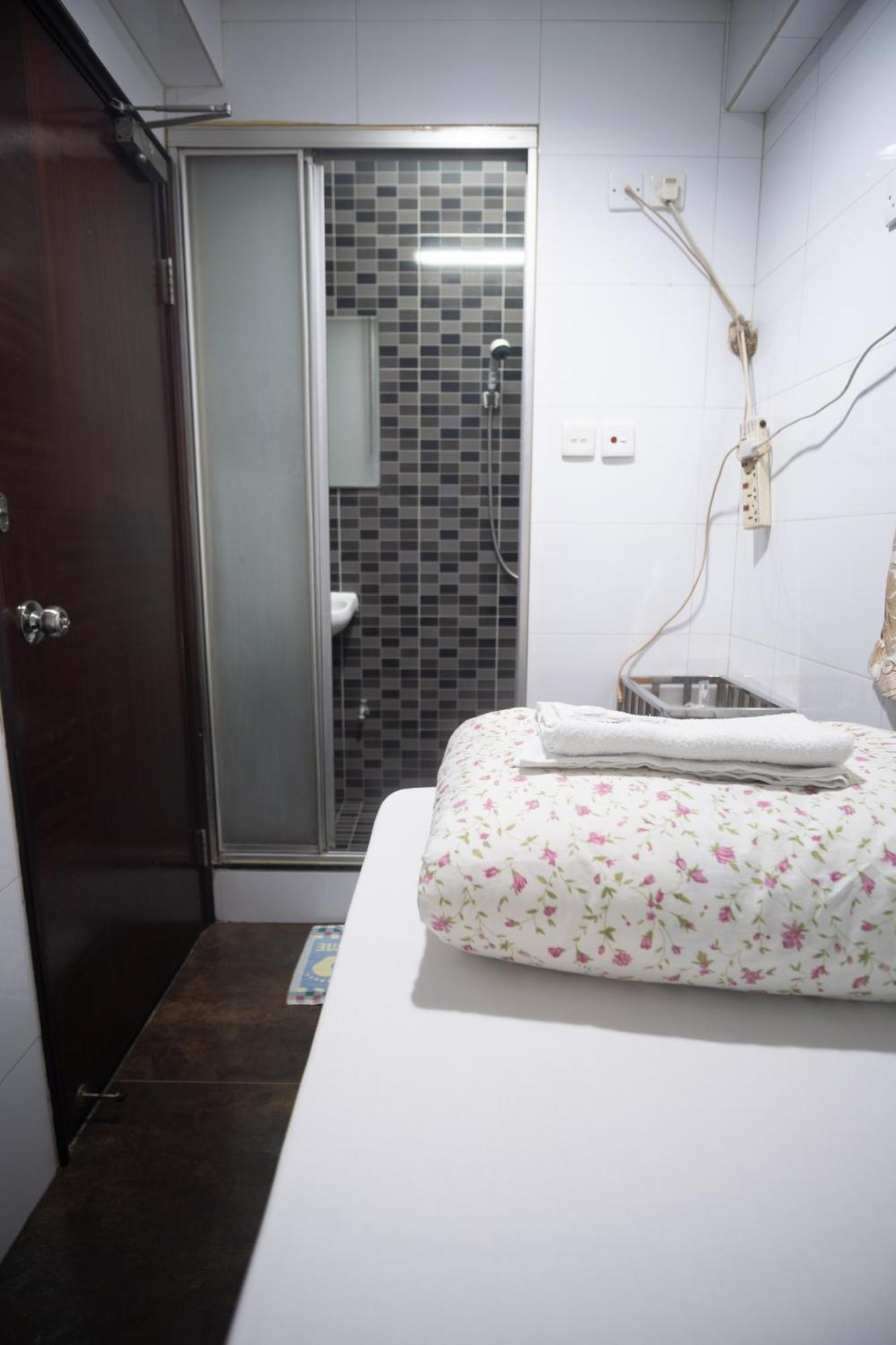 Hollywood Guesthouse Hong Kong Exterior photo